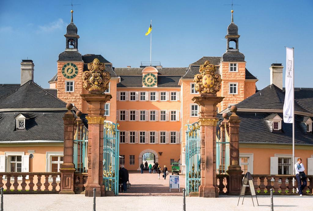 Gastehaus Am Schloss Schwetzingen Luaran gambar